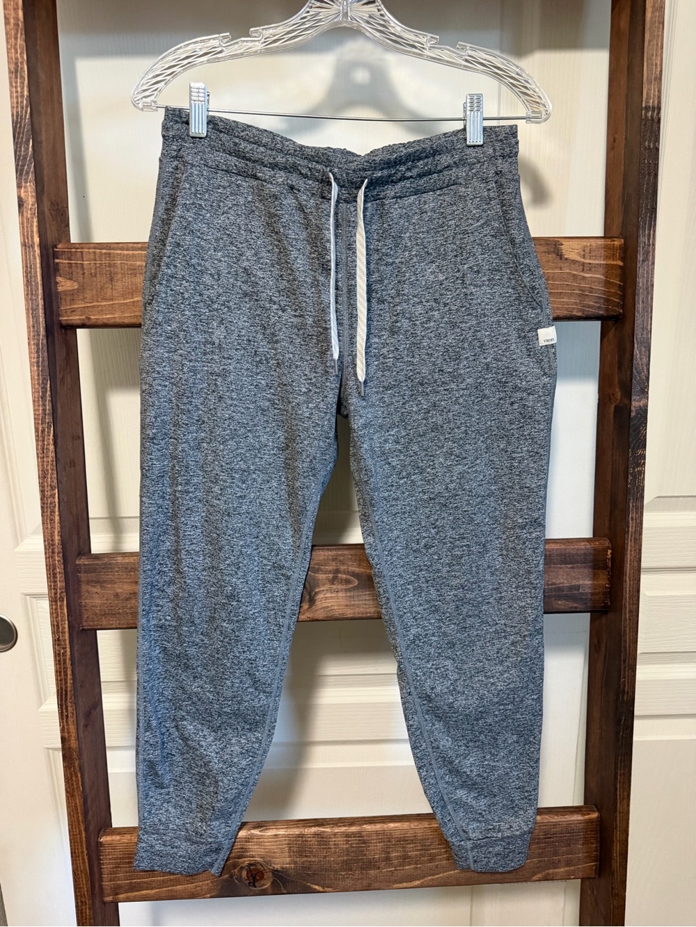 Vuori Heather Gray Women's Jogger